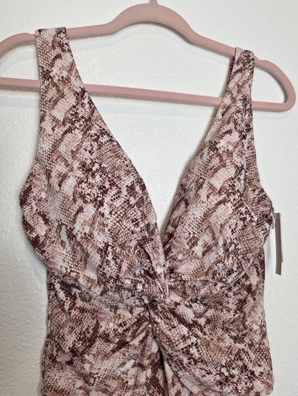 Victoria Secret Twist Plunge Sexy One-piece Swimsuit Snakeprint NWT Size Large - Picture 12 of 13